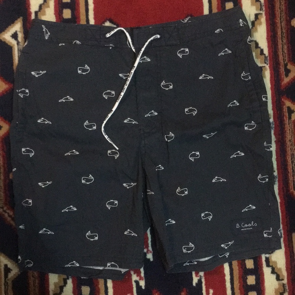 Barney cools shorts
